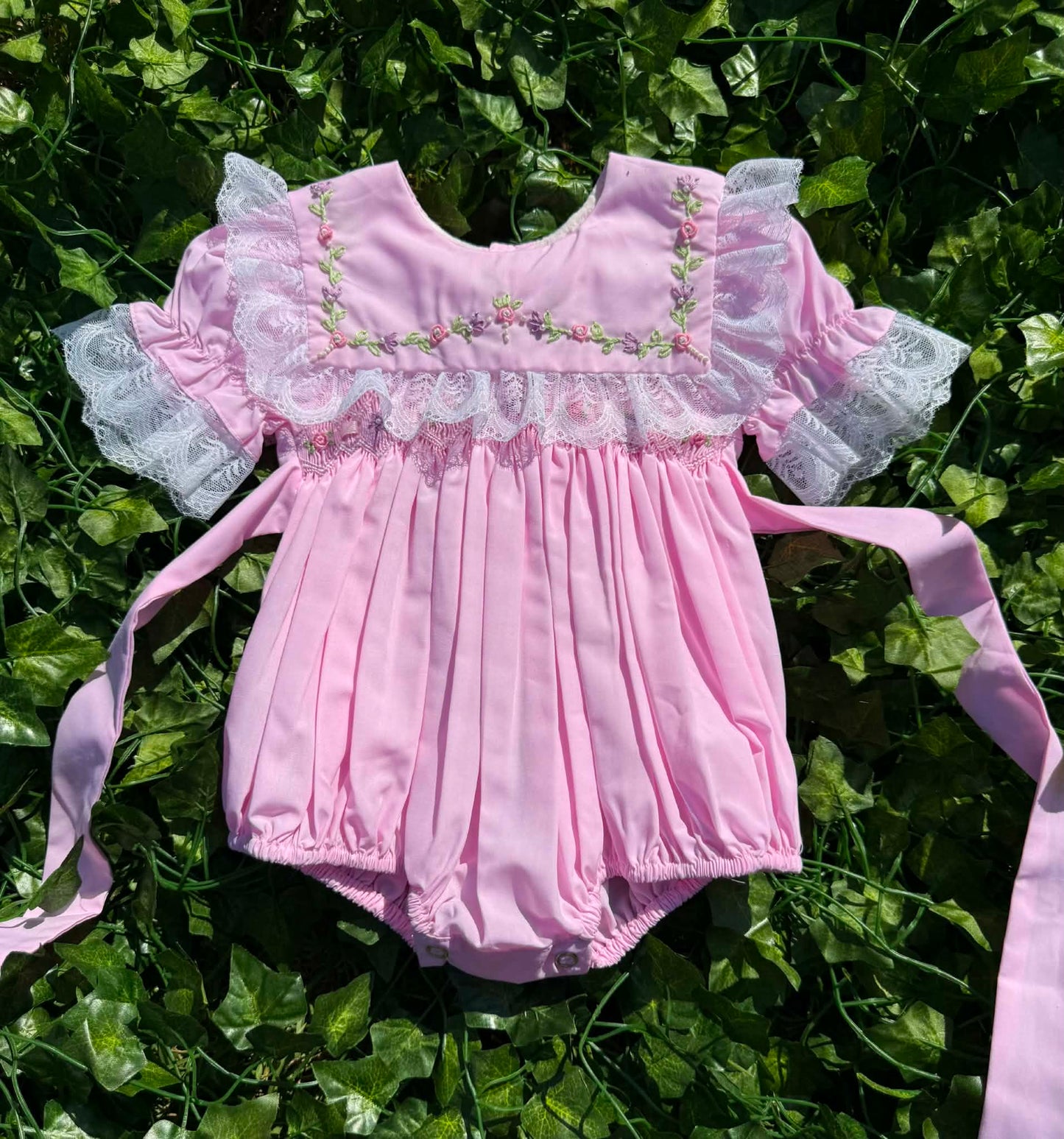 Roses Laced Hand Smocked Bubble