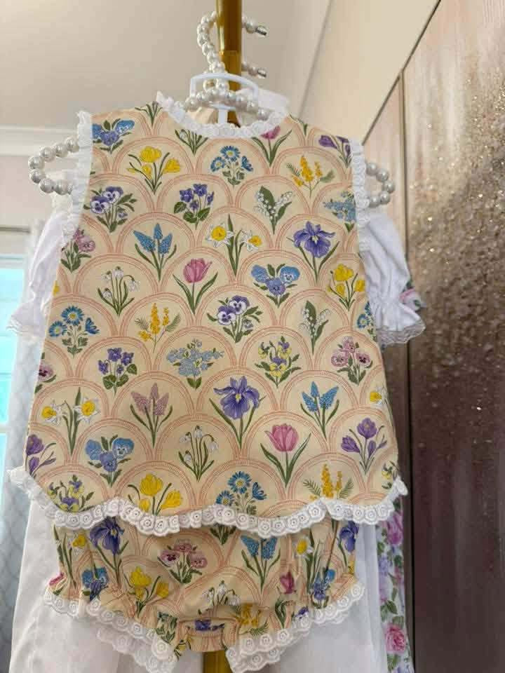 Blooming Garden Diaper Set