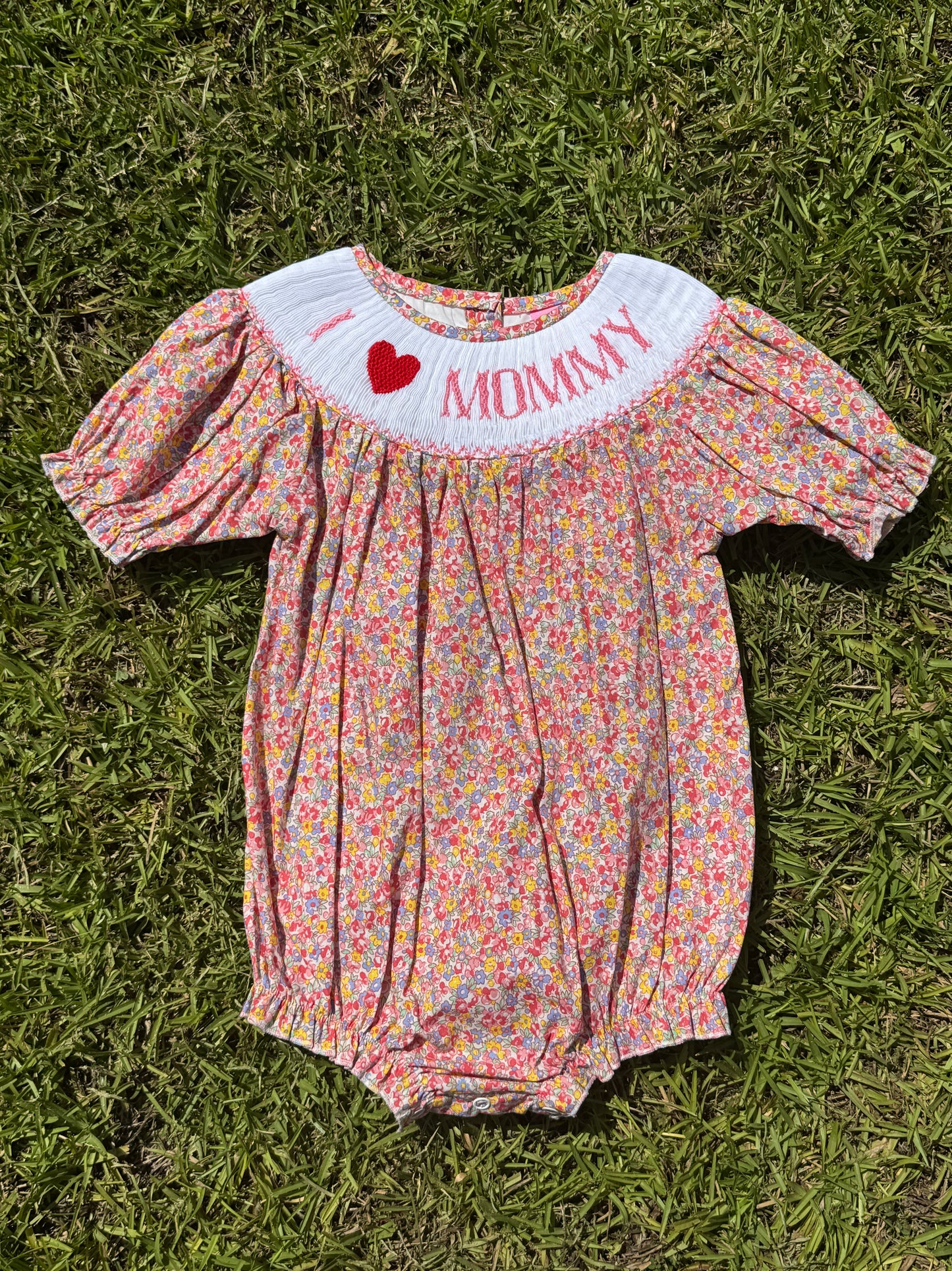 I ❤️ Mommy Hand Smocked Bubble