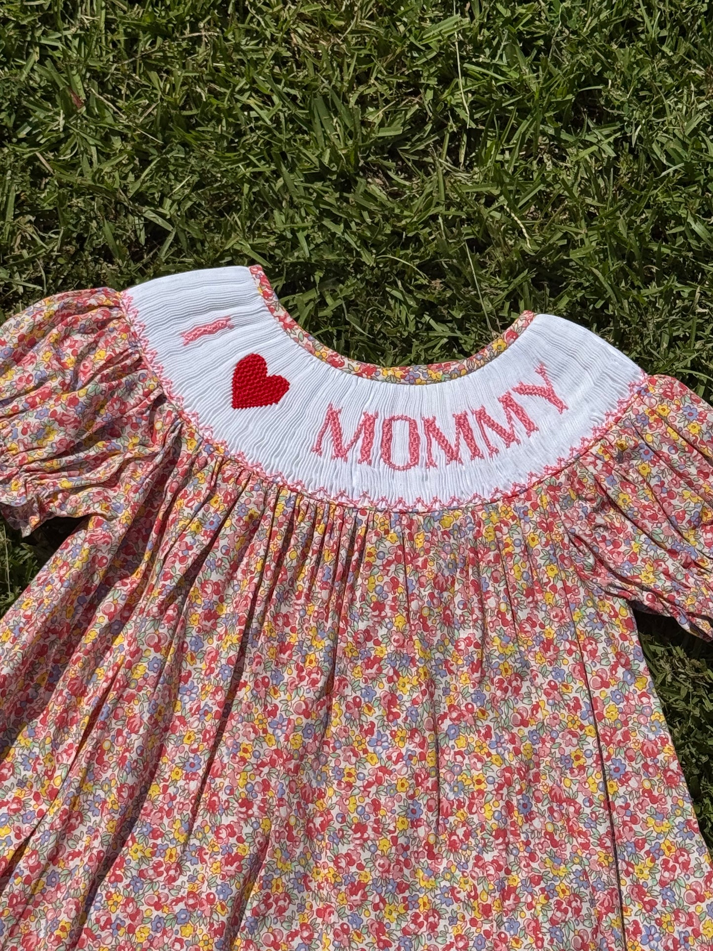 I ❤️ Mommy Hand Smocked Set